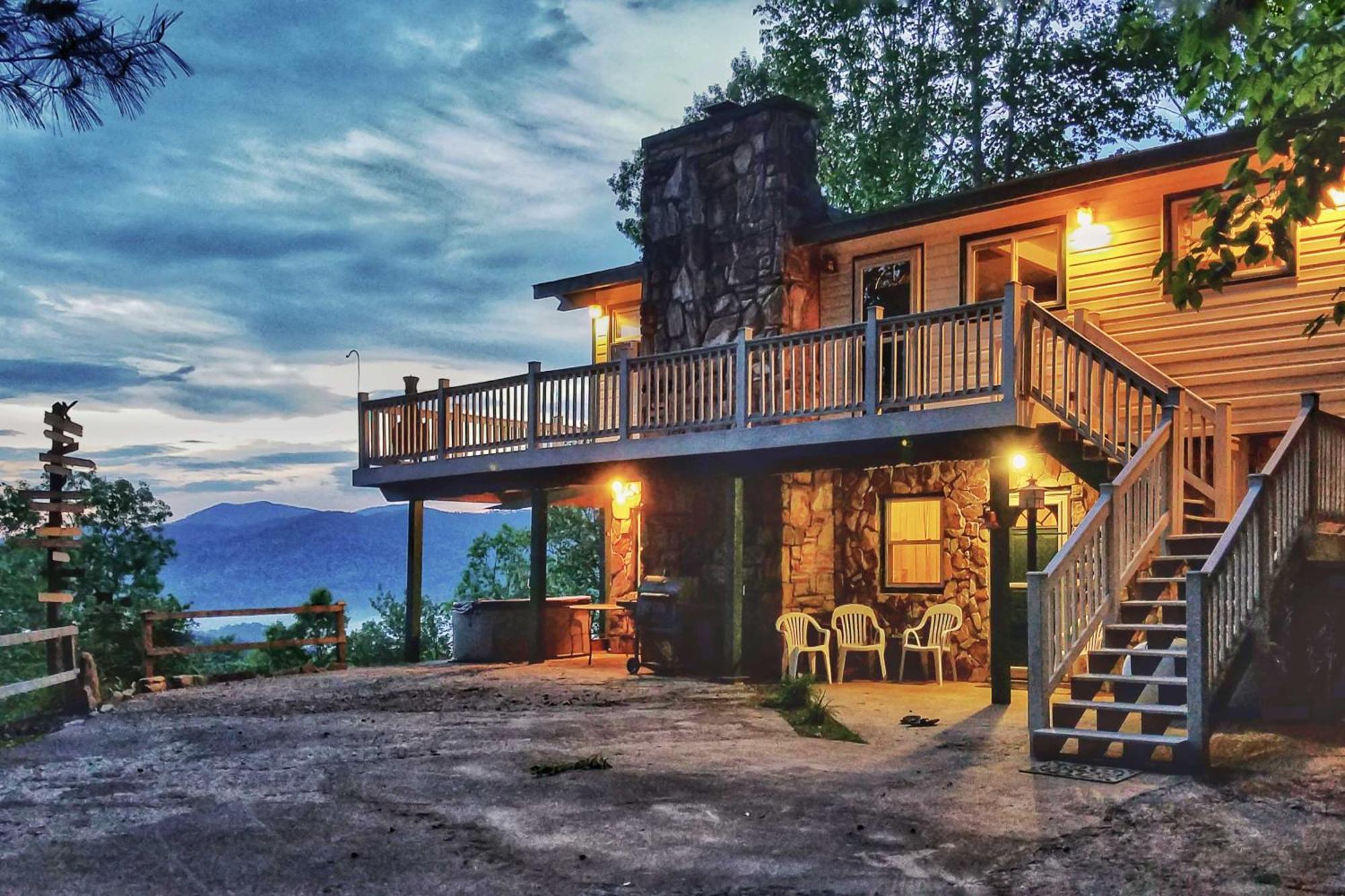 Secluded Mountain Home With Stunning Views And Deck! 布赖森城 外观 照片