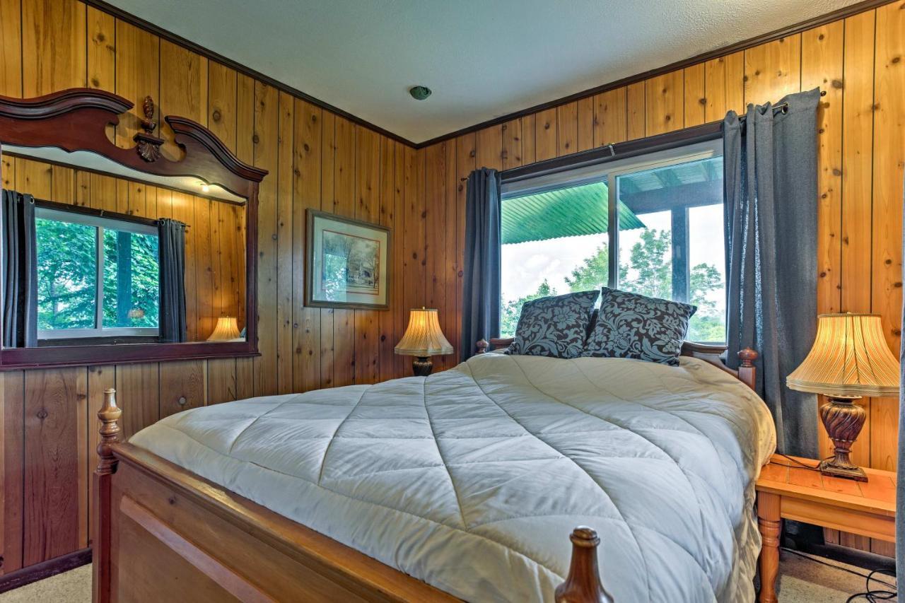 Secluded Mountain Home With Stunning Views And Deck! 布赖森城 外观 照片